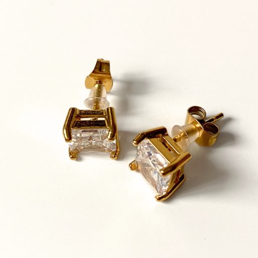 nemesacél fülbevaló cirkónia kővel és 18 karátos arany bevonattal