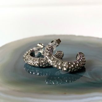 nemesacél fülbevaló cirkóni kővel és ezüst bevonattal