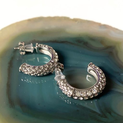 nemesacél fülbevaló cirkóni kővel és ezüst bevonattal