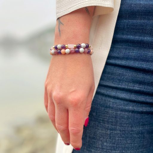 ametiszt, howlit, rózsakvarc ásványgyöngy karkötő