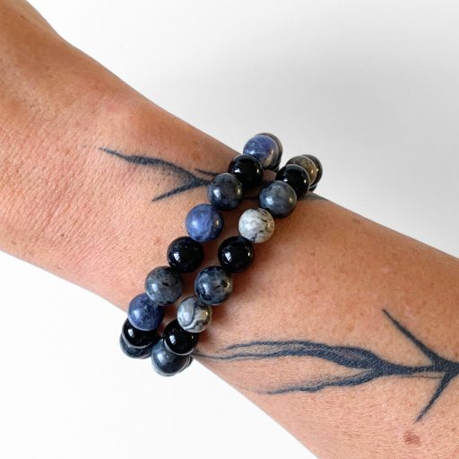 larvikit, jáspis, ónix férfi ásványgyöngy karkötő