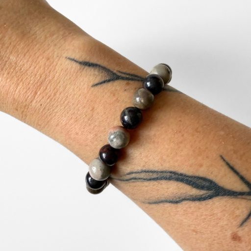 gránát, szürke rodonit férfi ásványgyöngy karkötő